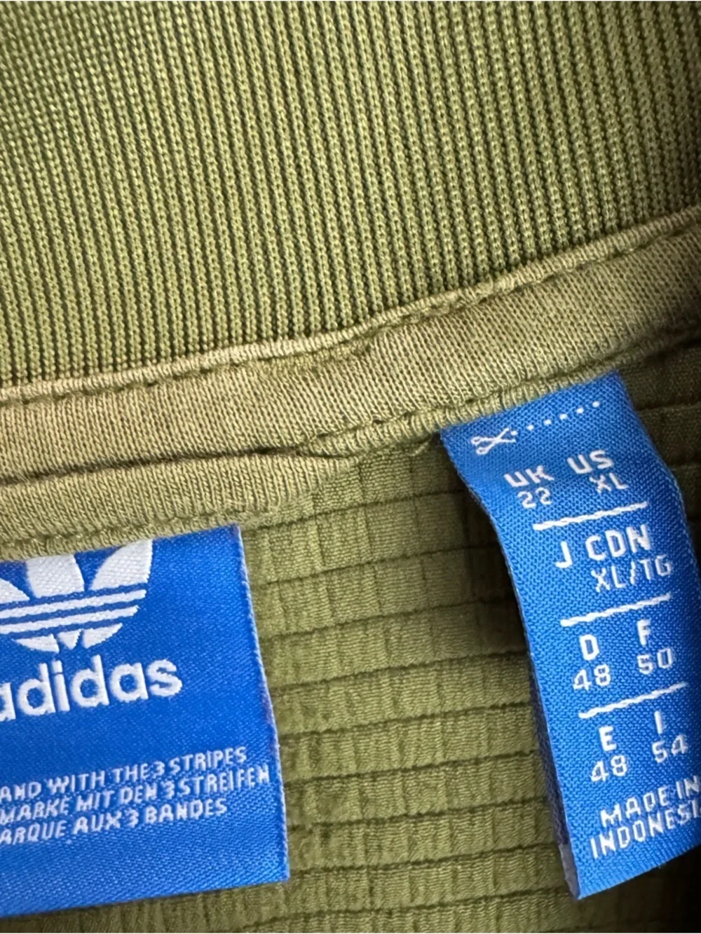 Adidas Vintage Jacket Size XL